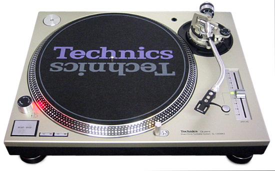DJ C-Zer’s Vinyl Collection: Keeping the Soul of DJing Alive
